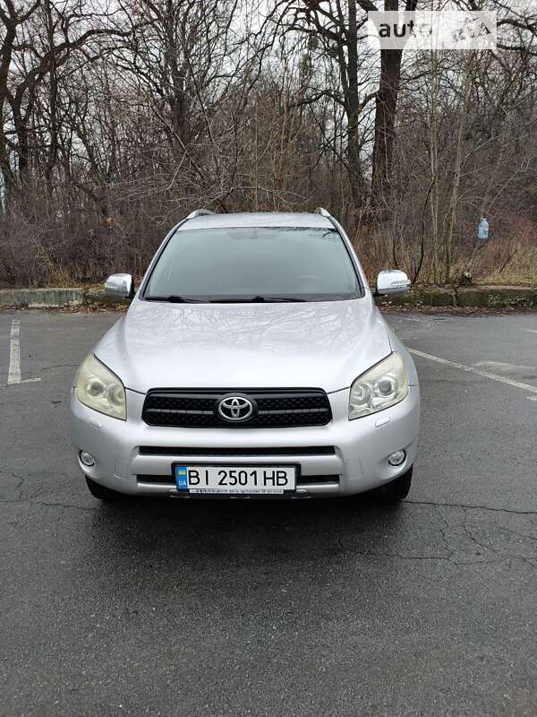2005 toyota rav4
