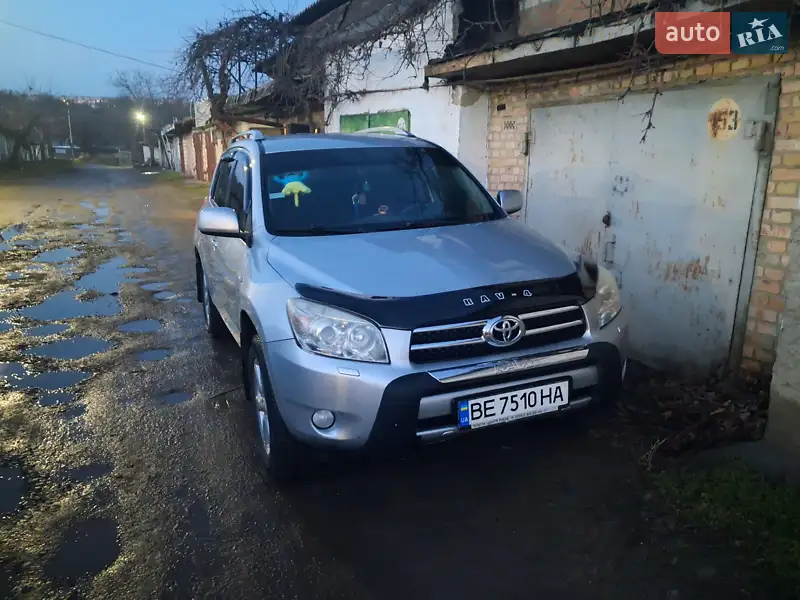 2008 toyota rav4