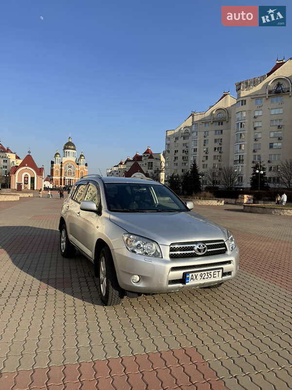 2008 toyota rav4