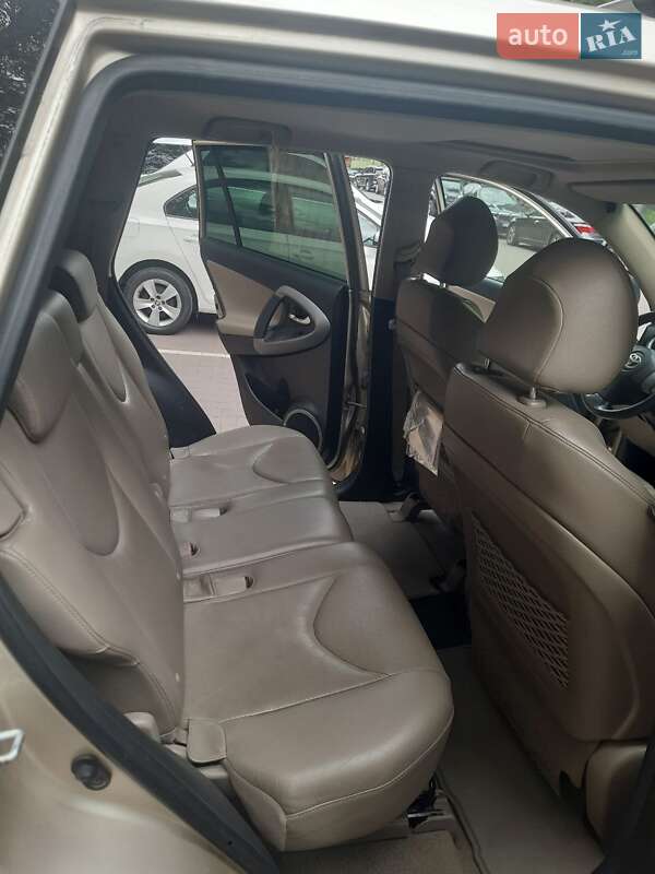 2008 toyota rav4