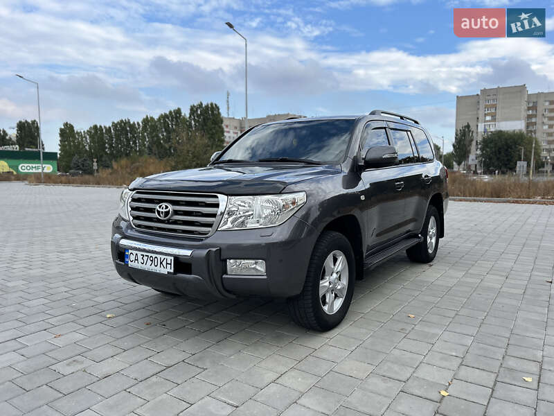 2008 toyota land cruiser