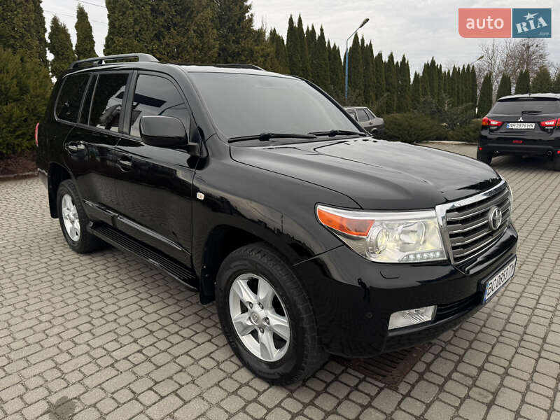 2007 toyota land cruiser 200