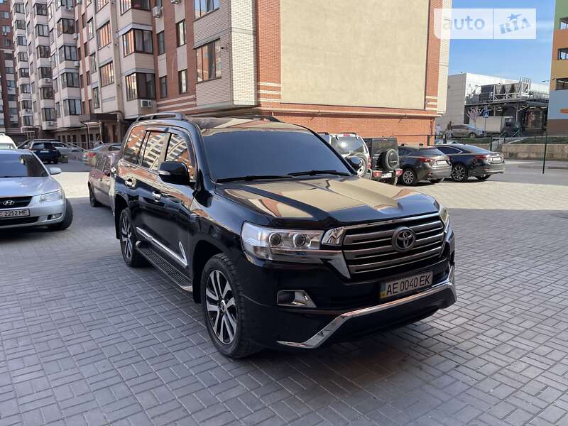 2007 toyota land cruiser 200