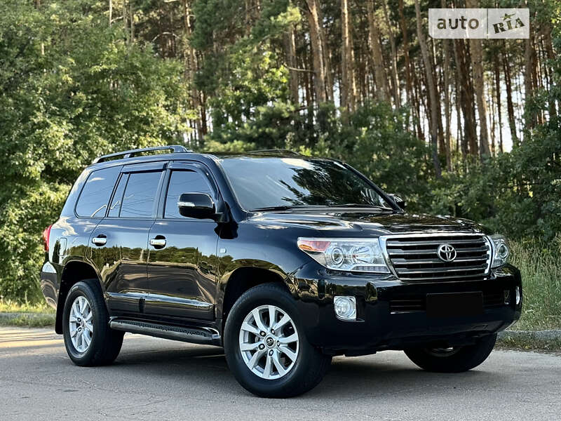 2007 toyota land cruiser 200