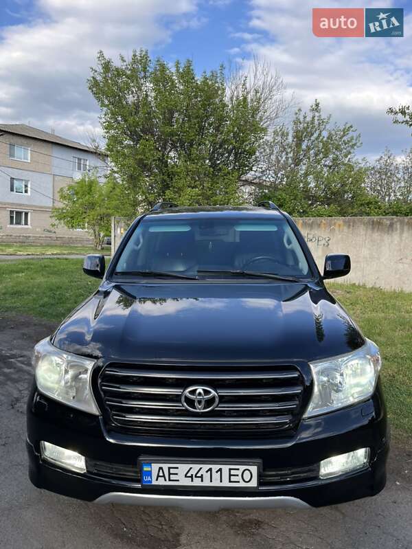 2007 toyota land cruiser 200