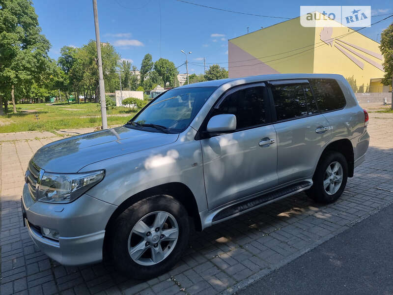 2007 toyota land cruiser 200