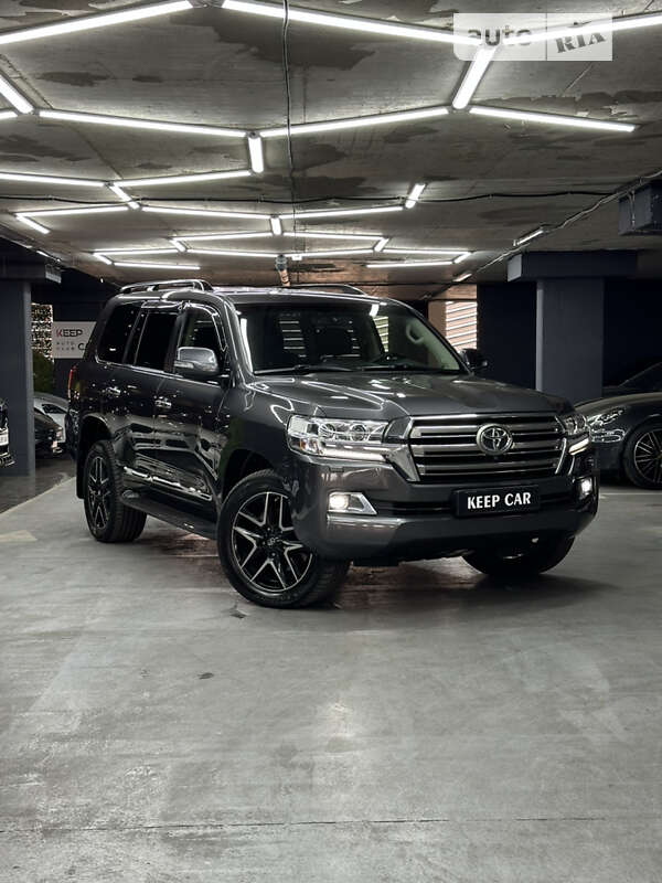 2016 toyota land cruiser