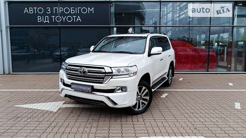 2016 toyota land cruiser