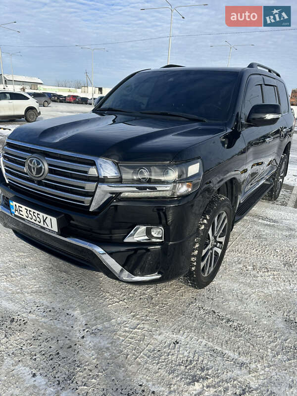 2016 toyota land cruiser