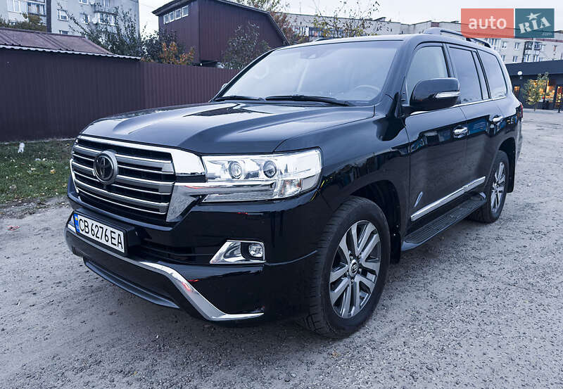 2017 toyota land cruiser
