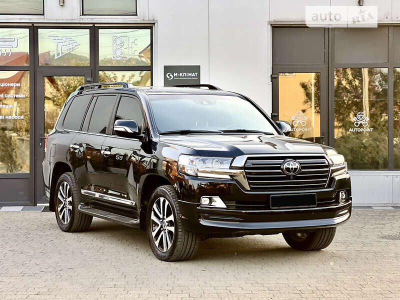 2018 toyota land cruiser