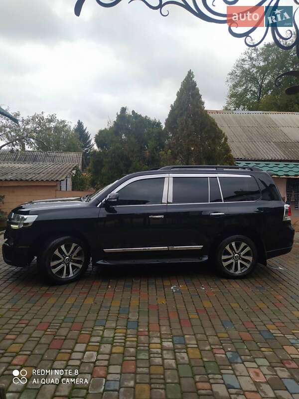 2016 toyota land cruiser