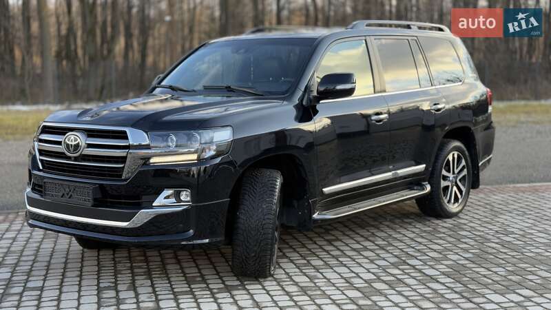 2019 toyota land cruiser