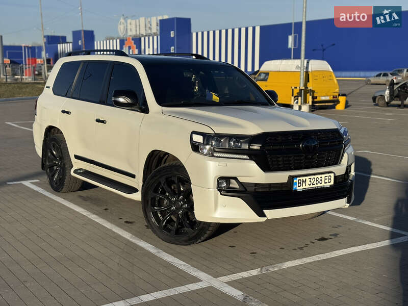 2020 toyota land cruiser 200