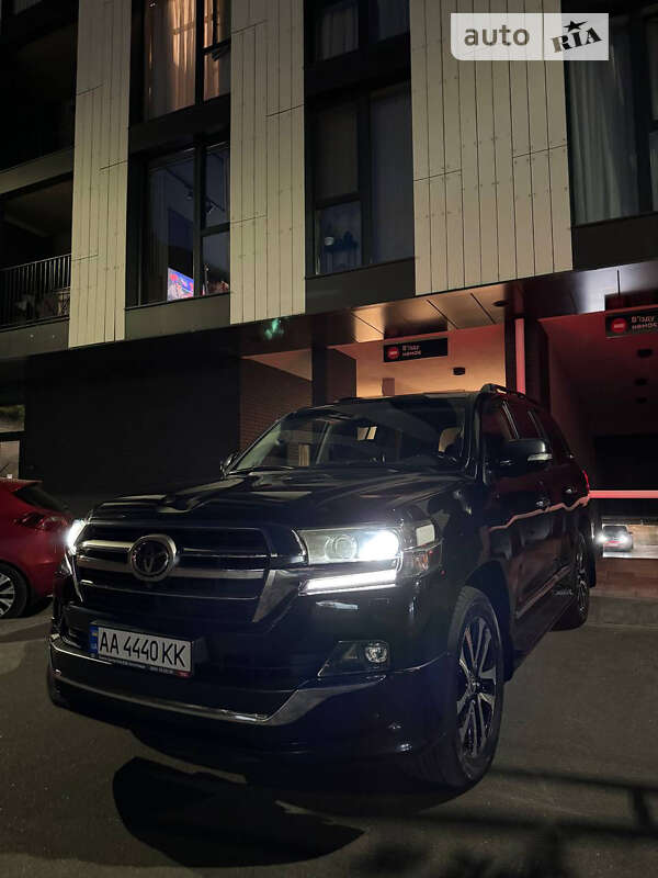 2019 toyota land cruiser