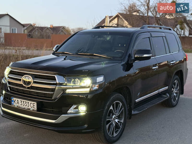 2020 toyota land cruiser