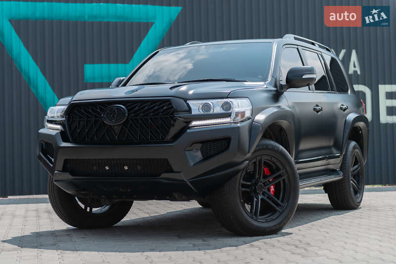 2020 toyota land cruiser 200