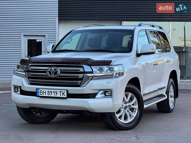 2019 toyota land cruiser