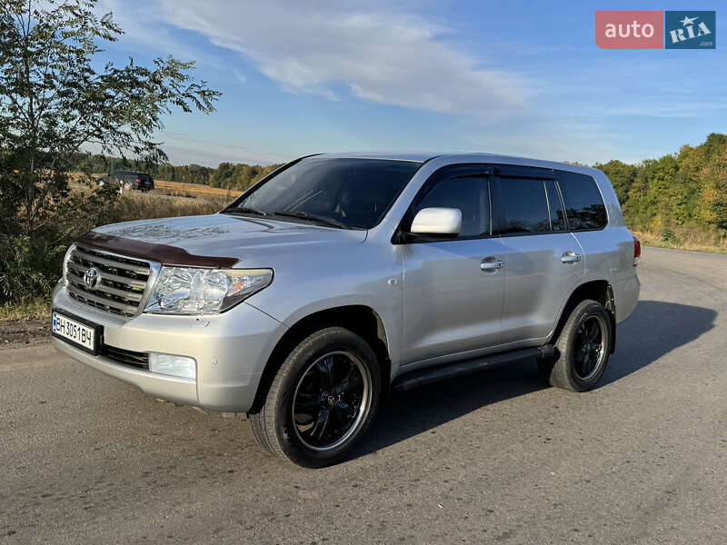 2008 toyota land cruiser 200