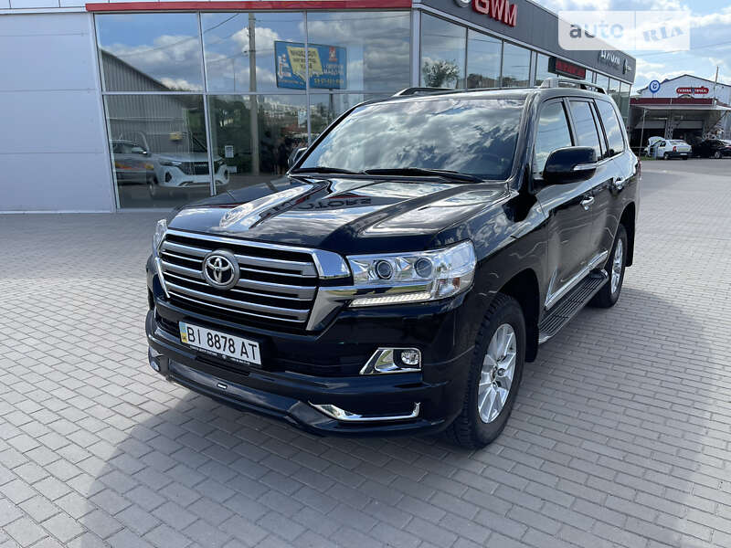 2020 toyota land cruiser 200