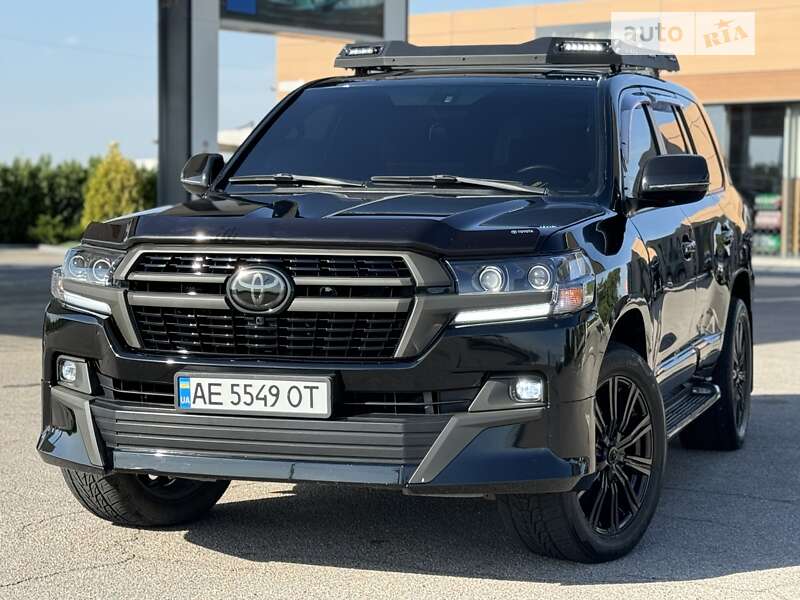 2013 toyota land cruiser