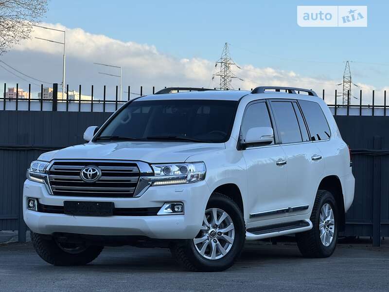 2019 toyota land cruiser