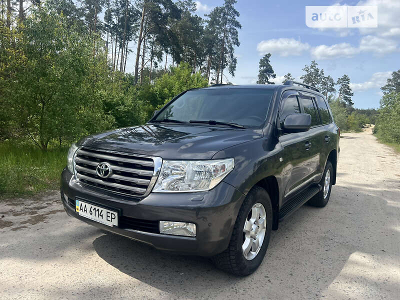 2008 toyota land cruiser