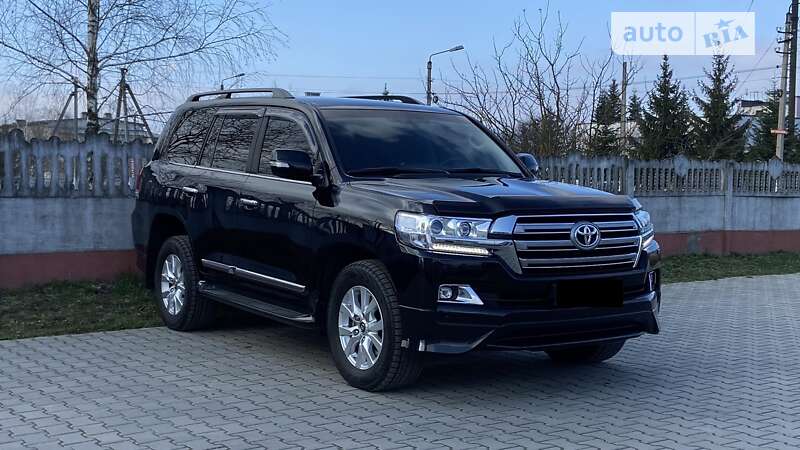 2020 toyota land cruiser