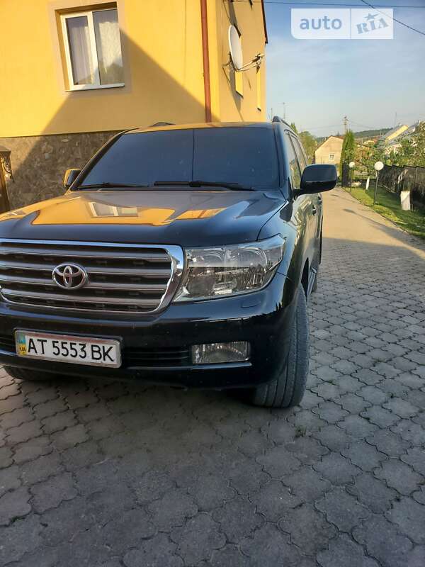 2008 toyota land cruiser 200