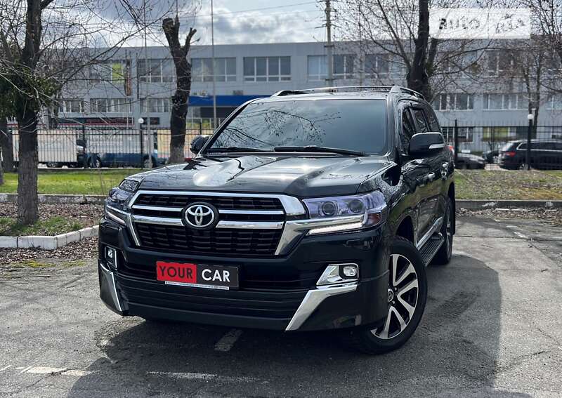 2017 toyota land cruiser