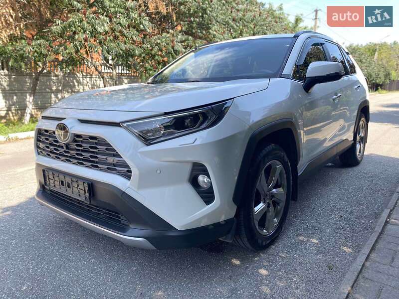 2019 toyota rav4
