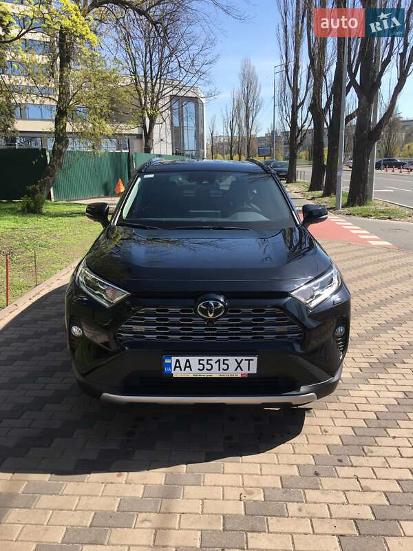 2019 toyota rav4