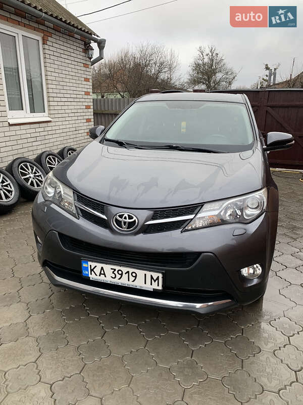 2013 toyota rav4