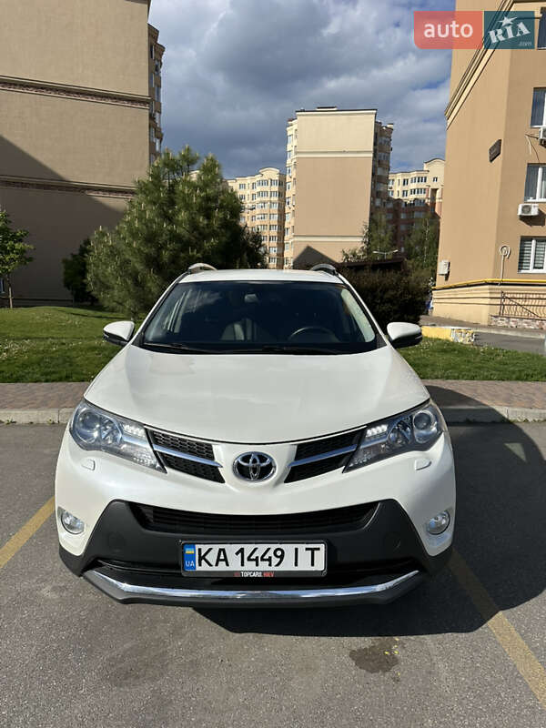2013 toyota rav4