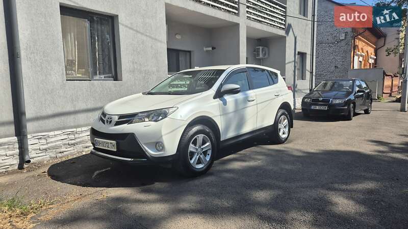 2014 toyota rav4