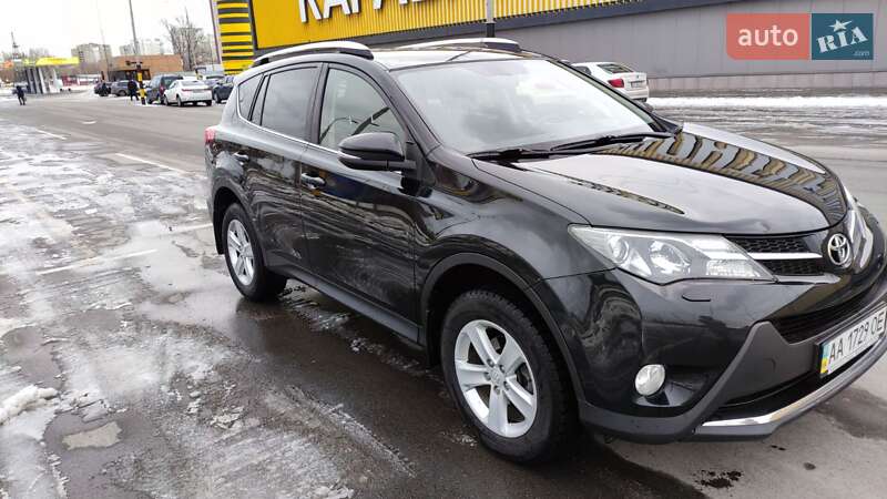 2013 toyota rav4