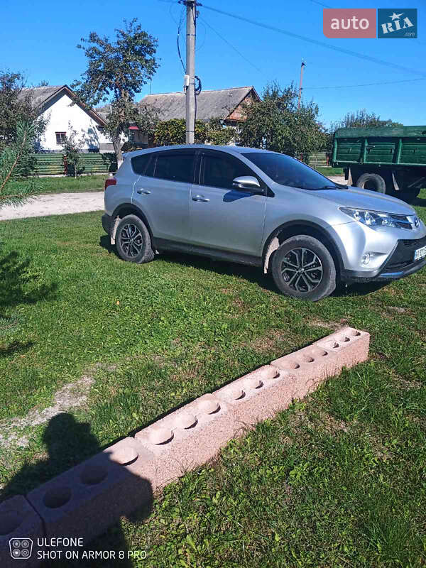 2013 toyota rav4