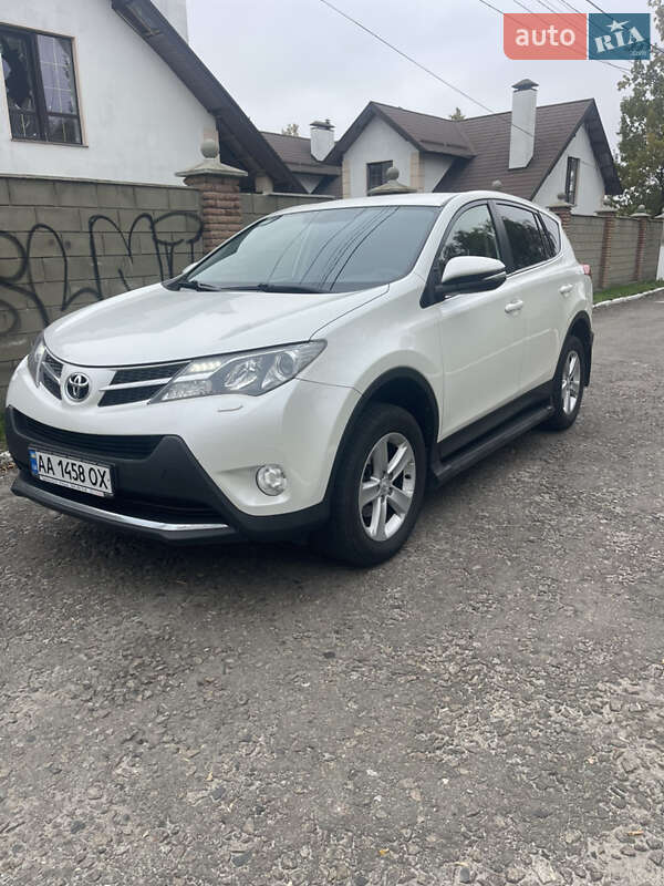 2013 toyota rav4