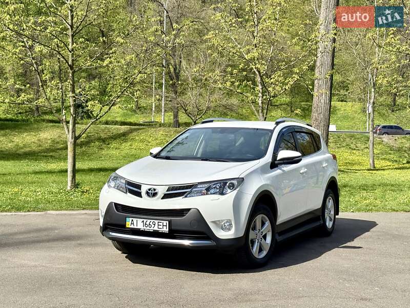 2013 toyota rav4