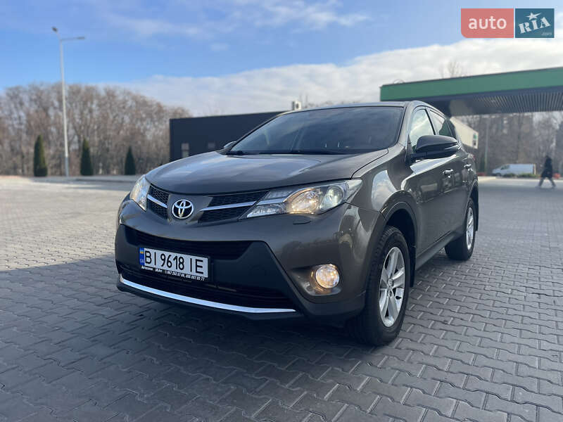 2013 toyota rav4