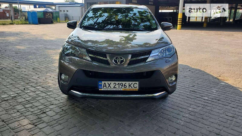 2013 toyota rav4