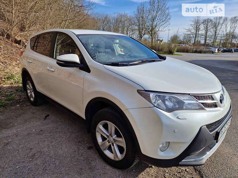 2013 toyota rav4
