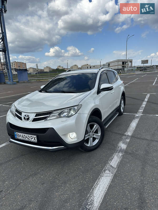 2013 toyota rav4