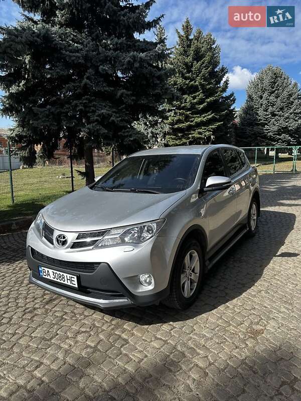 2013 toyota rav4
