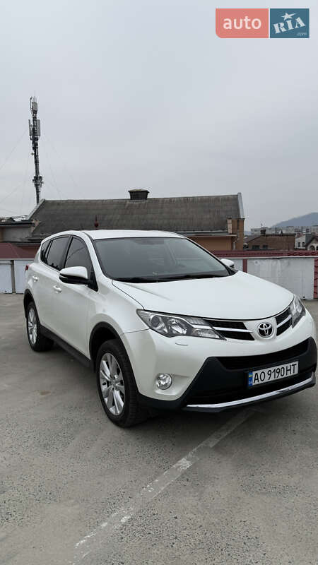 2013 toyota rav4