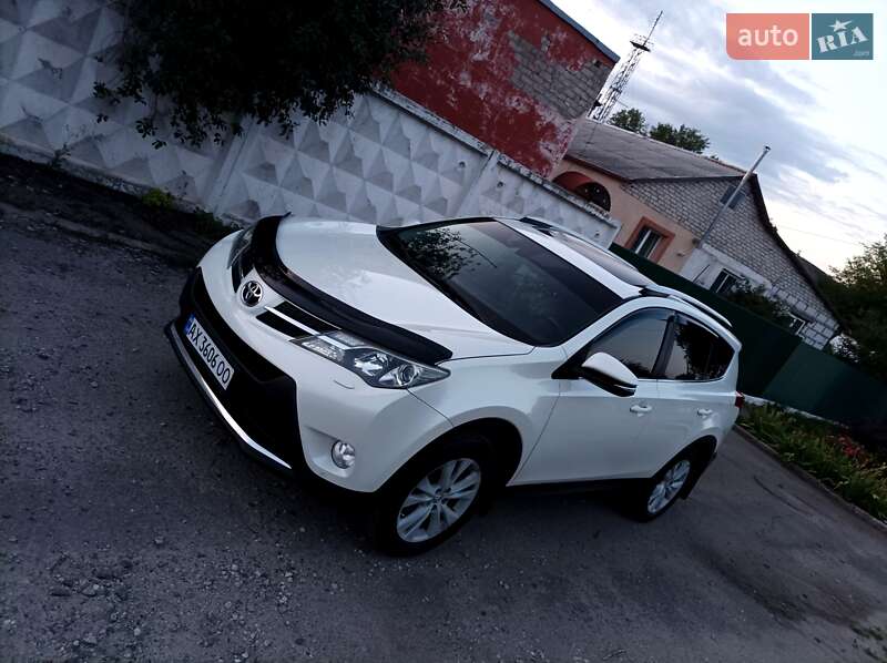 2013 toyota rav4