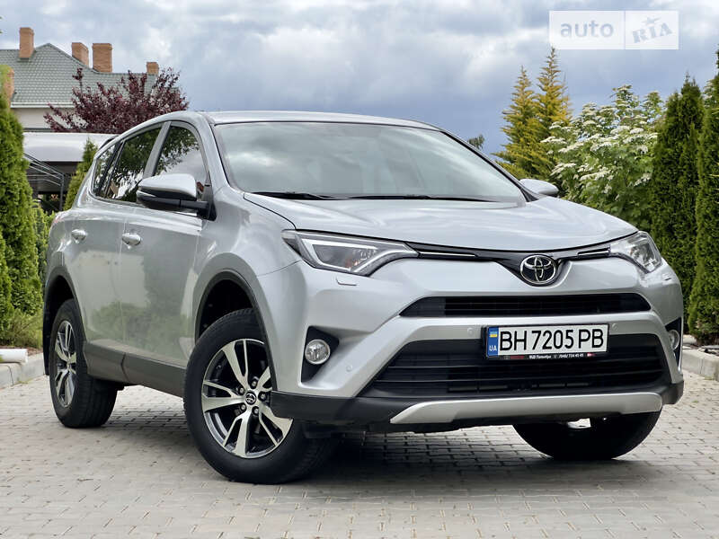 2016 toyota rav4