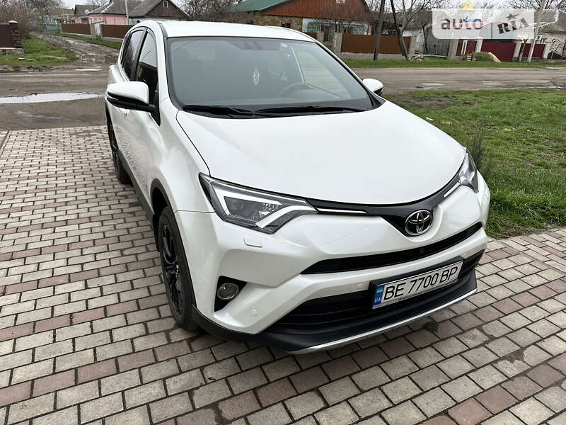 2017 toyota rav4
