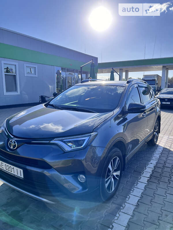 2016 toyota rav4