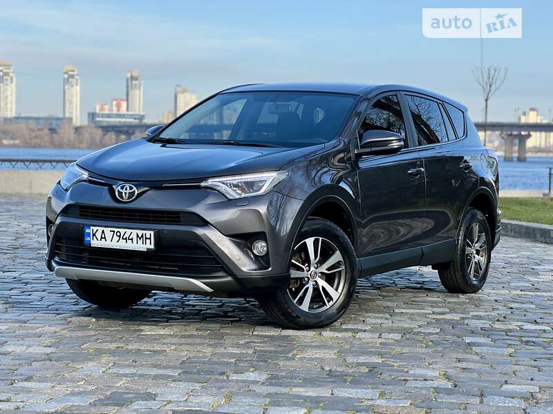 2016 toyota rav4